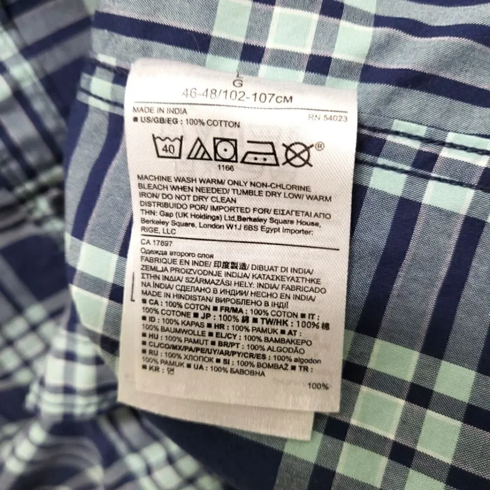 Banana Republic garment contrasting